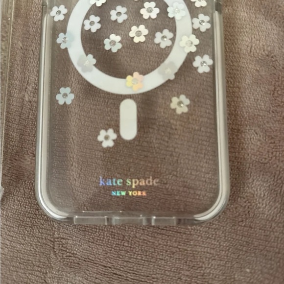 iPhone 14 Plus Case Bundle - Picture 3 of 3